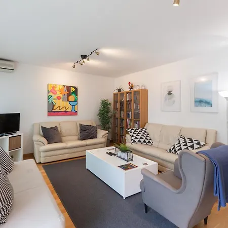 Flh Expo Family Flat With Balcony Lissabon